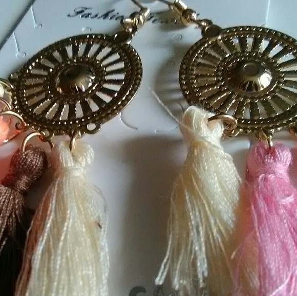 Hot Women's Lovely Handmade Long Tassel Earrings - Picture 4 of 5